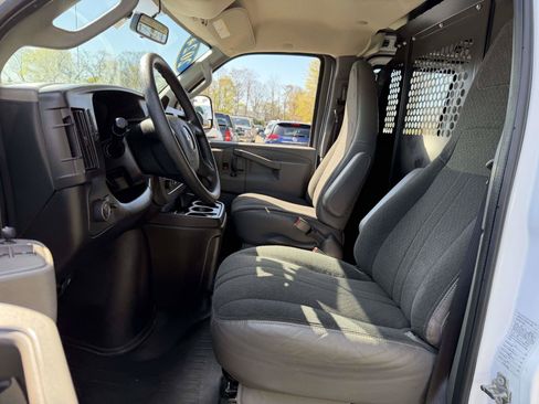 Certified 2024 Chevrolet Express 2500 w/ Driver Convenience Package RWD image 13