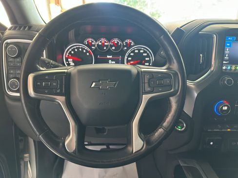 Used 2020 Chevrolet Silverado 1500 LT Trail Boss image 9