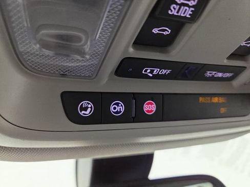 Used 2020 Buick Enclave Essence w/ Sound and Sites Package AWD/4WD image 28
