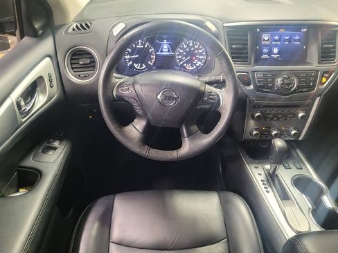 Used 2019 Nissan Pathfinder SL w/ Cargo Package image 22