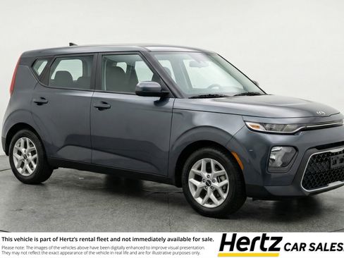 Used 2025 Kia Soul LX w/ LX Technology Package FWD image 1