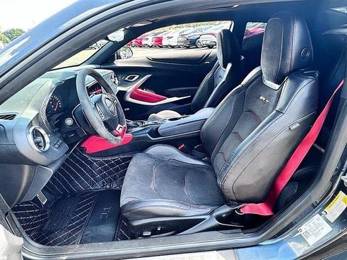 Used 2023 Chevrolet Camaro ZL1 RWD image 13
