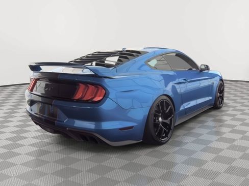 Used 2019 Ford Mustang GT RWD image 2