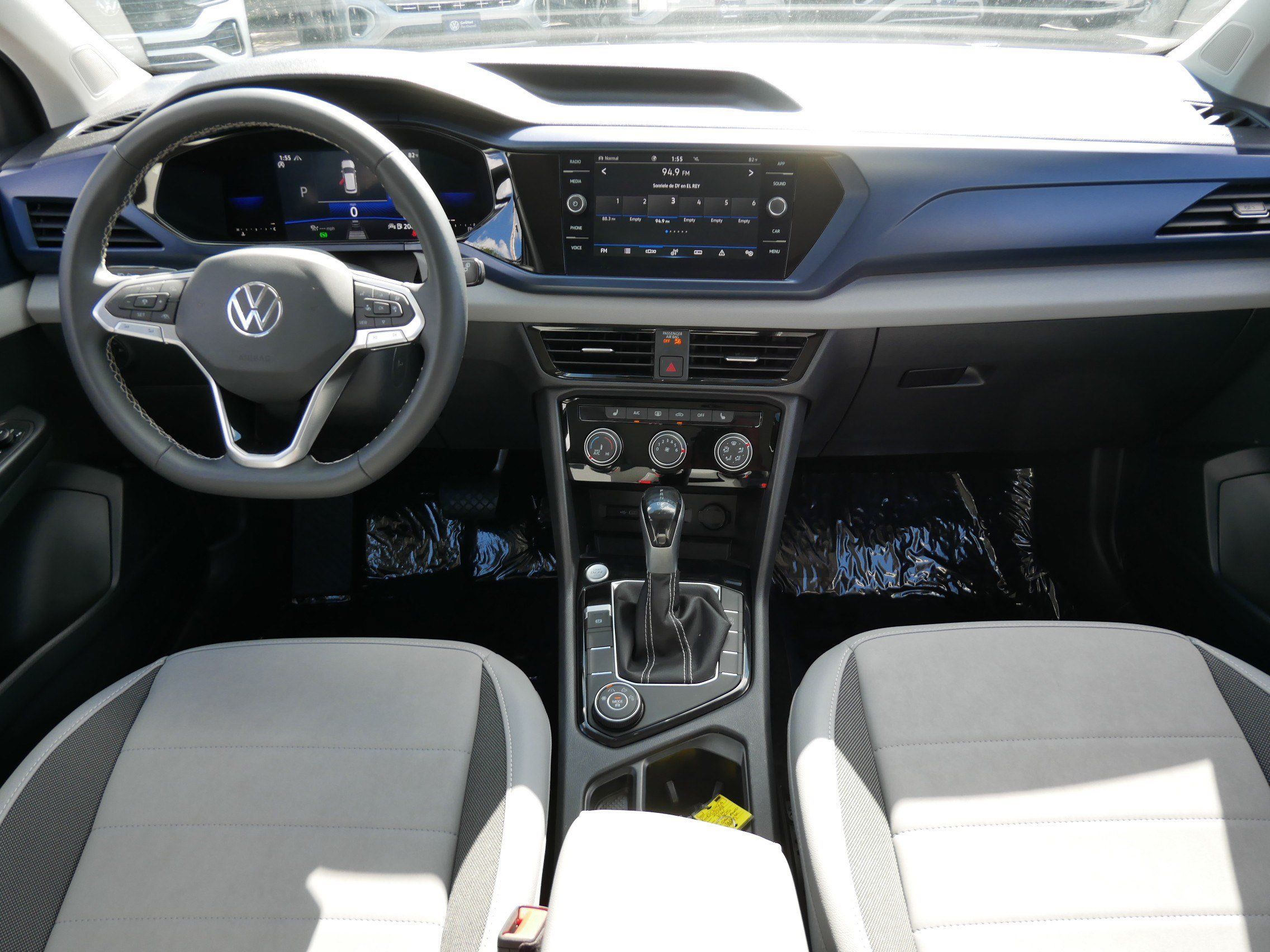 Certified 2023 Volkswagen Taos SE w/ Panoramic Sunroof Package AWD/4WD image 10