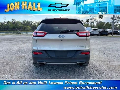 Used 2015 Jeep Cherokee Limited w/ Luxury Group image 10