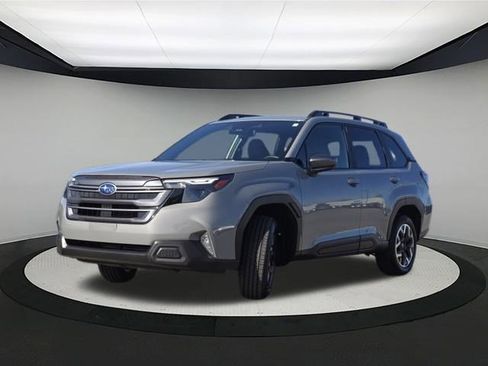 Certified 2025 Subaru Forester Premium w/ Convenience Package #1 image 3