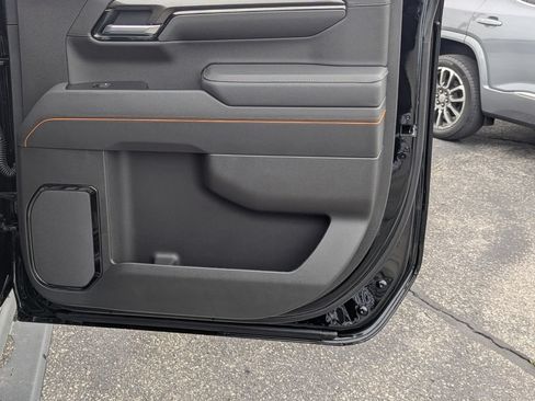 New 2026 GMC Sierra 1500 AT4 w/ AT4 Premium Package AWD/4WD image 22