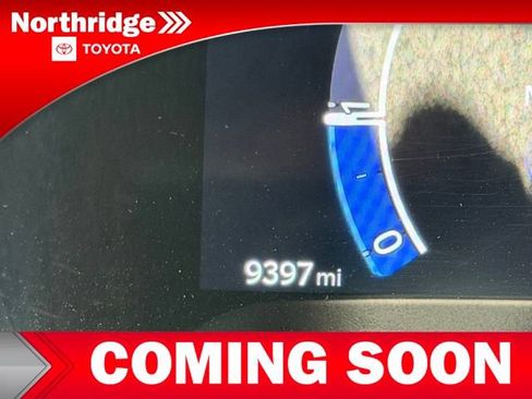 Used 2025 Toyota Corolla SE w/ SE Premium Package FWD image 10