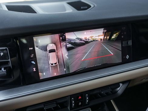 Used 2026 Porsche Cayenne image 23