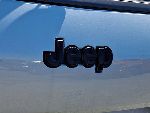 New 2026 Jeep Grand Cherokee L Limited AWD/4WD image 21