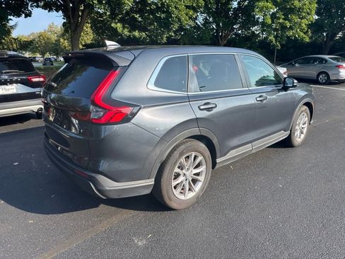 Used 2025 Honda CR-V EX-L image 6