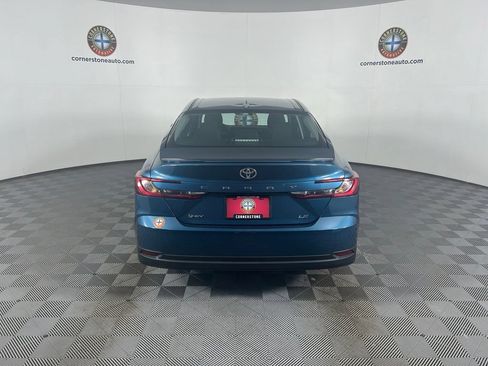 Used 2025 Toyota Camry LE FWD image 18