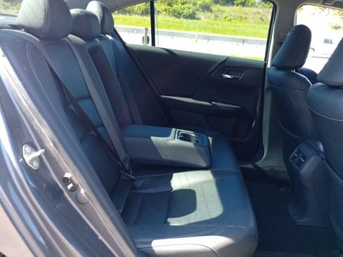 Used 2017 Honda Accord EX-L image 21