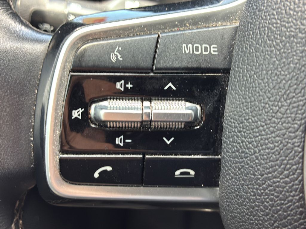 Used 2021 Kia Sorento S FWD image 36