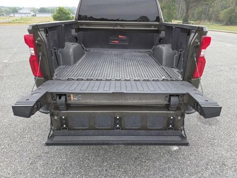 Used 2023 Chevrolet Silverado 1500 LTZ w/ Z71 Off-Road Package AWD/4WD image 24