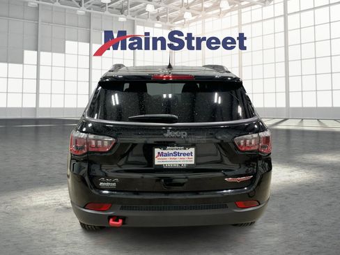 Used 2019 Jeep Compass Trailhawk w/ Leather Interior Group image 4