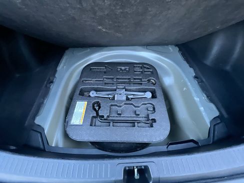 Used 2022 Toyota Corolla LE image 26