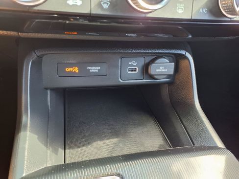 Used 2022 Honda Civic Sport image 8