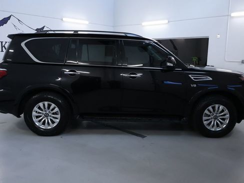 Used 2022 Nissan Armada SV AWD/4WD image 8