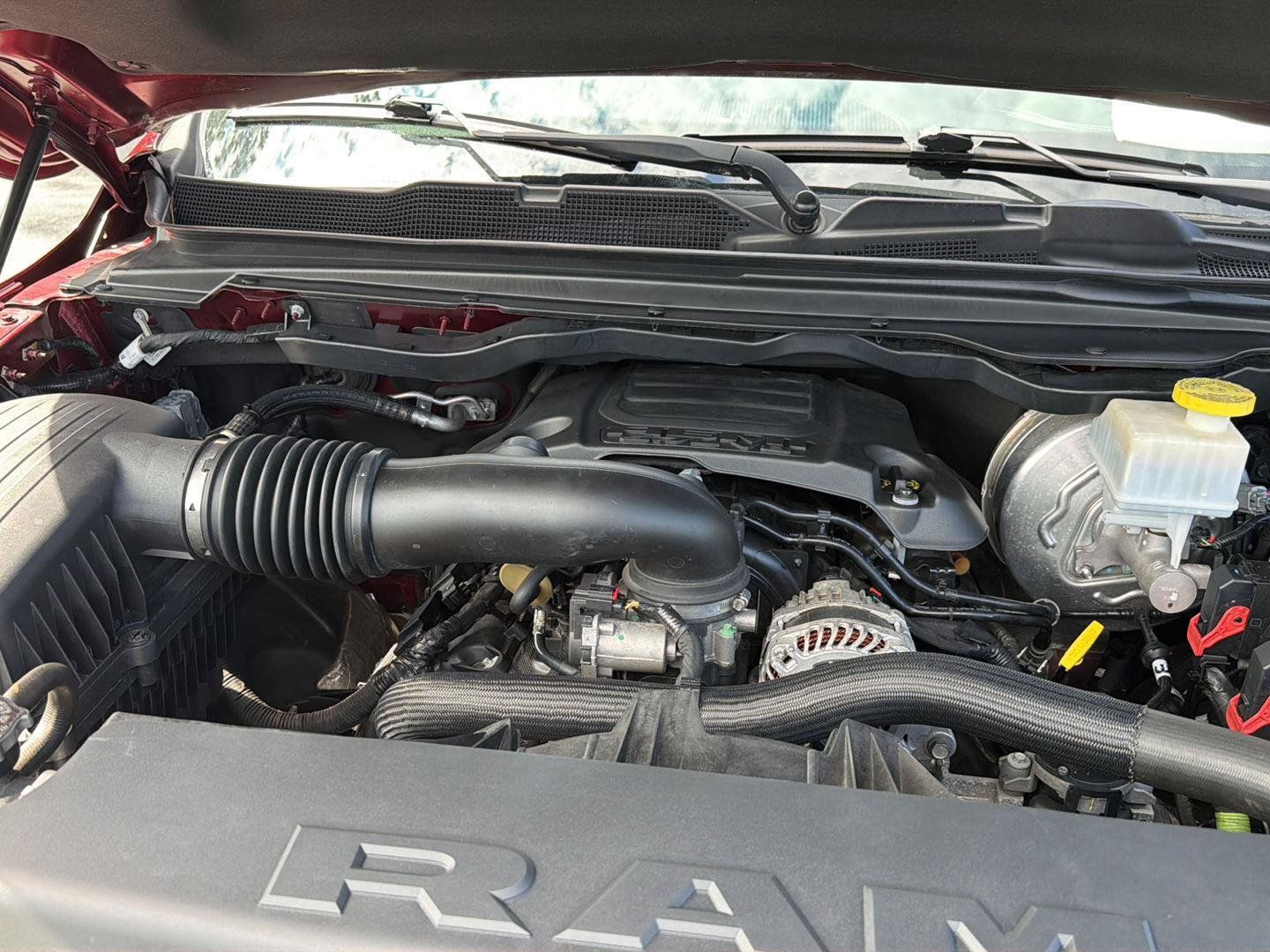 Used 2019 RAM 1500 Laramie w/ Sport Appearance Package AWD/4WD image 36