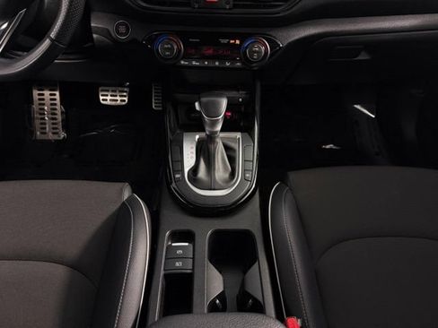 Used 2023 Kia Forte GT-Line w/ GT-Line Premium Package FWD image 22