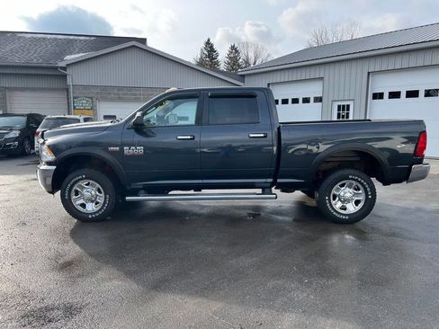 Used 2015 RAM 2500 SLT w/ Luxury Group image 2