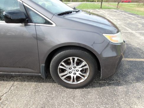 Used 2013 Honda Odyssey EX image 29