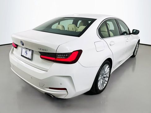 Certified 2024 BMW 330i Sedan w/ Premium Package image 5