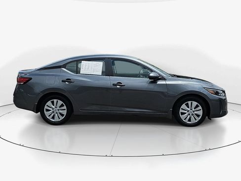 Used 2025 Nissan Sentra S FWD image 5