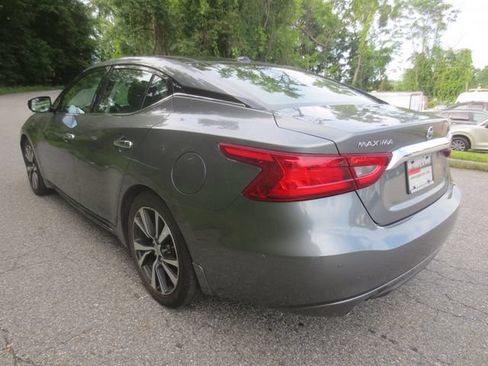 Used 2017 Nissan Maxima Platinum FWD image 5