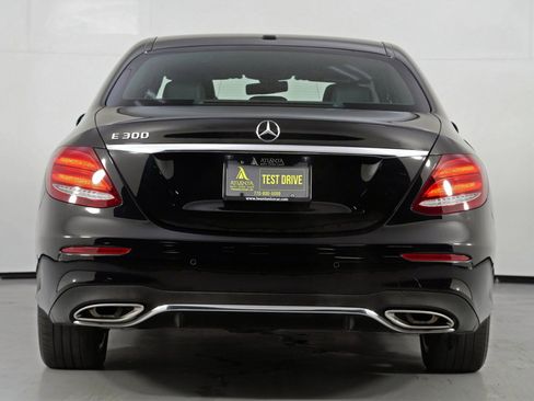 Used 2019 Mercedes-Benz E 300 w/ Premium 1 Package image 10