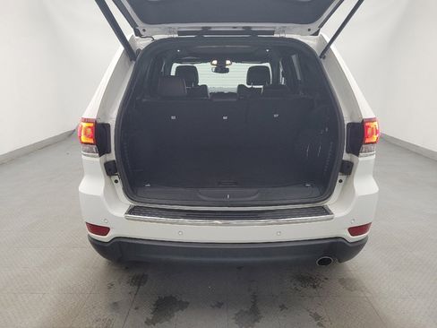 Used 2020 Jeep Grand Cherokee Limited w/ Luxury Group II image 29