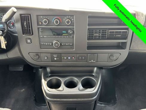 Used 2020 Chevrolet Express 2500 LT w/ LT Preferred Equipment Group RWD image 29