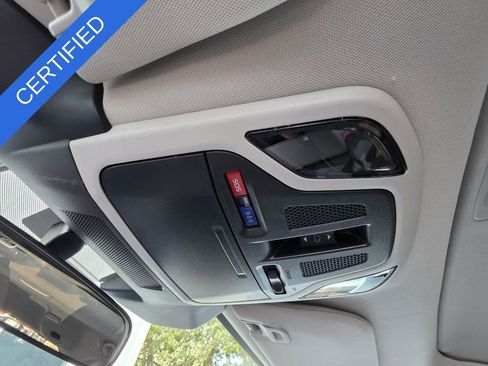 Used 2025 Subaru Outback Premium AWD/4WD image 29