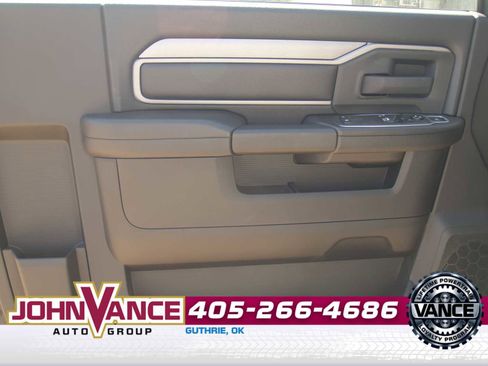 Used 2024 RAM 3500 Tradesman image 16