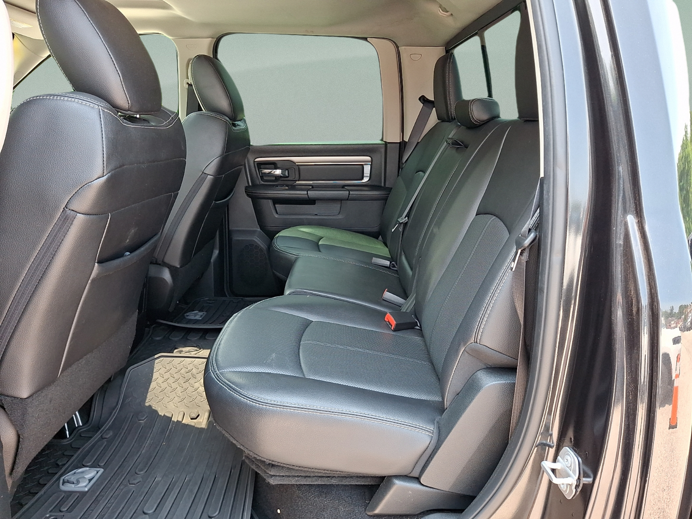 Used 2018 RAM 1500 Sport w/ Convenience Group AWD/4WD image 10