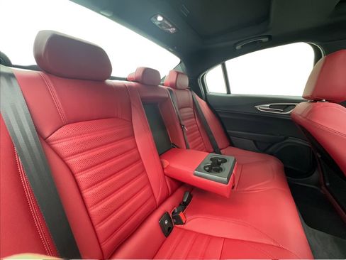 New 2025 Alfa Romeo Giulia image 18
