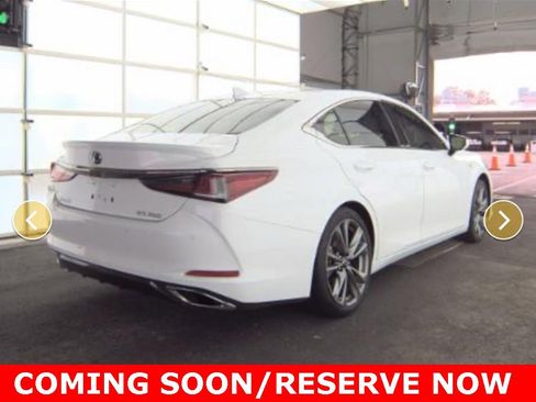 Used 2019 Lexus ES 350 F Sport w/ Accessory Package 2 image 4