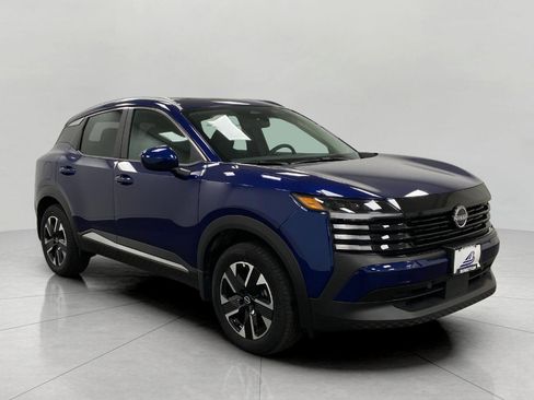 Certified 2025 Nissan Kicks SV w/ SV Premium Package AWD/4WD image 1