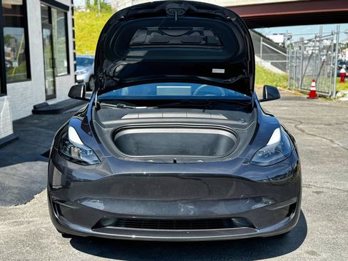 Used 2024 Tesla Model Y Long Range RWD image 20