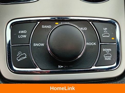 Used 2021 Jeep Grand Cherokee Overland AWD/4WD image 20