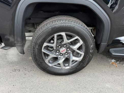 New 2026 GMC Sierra 1500 SLT w/ SLT Premium Package image 11