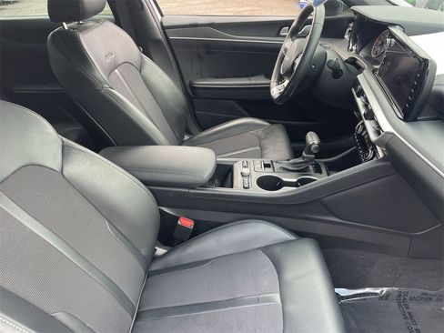 Used 2024 Kia K5 GT-Line w/ GT-Line Premium Package image 11