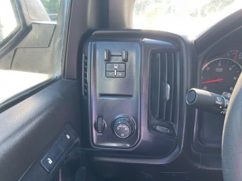 Used 2015 Chevrolet Silverado 2500 W/T AWD/4WD image 35