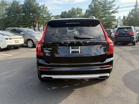 Used 2018 Volvo XC90 T6 Momentum w/ Convenience Package AWD/4WD image 9