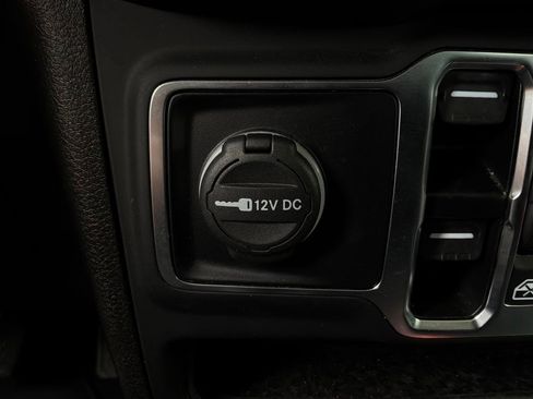 Used 2025 Jeep Wrangler Unlimited Sport AWD/4WD image 20