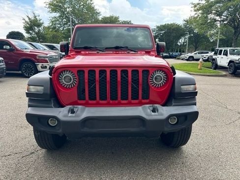 Used 2020 Jeep Gladiator Sport w/ Quick Order Package 24S AWD/4WD image 9