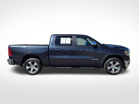 Used 2019 RAM 1500 Laramie AWD/4WD image 2