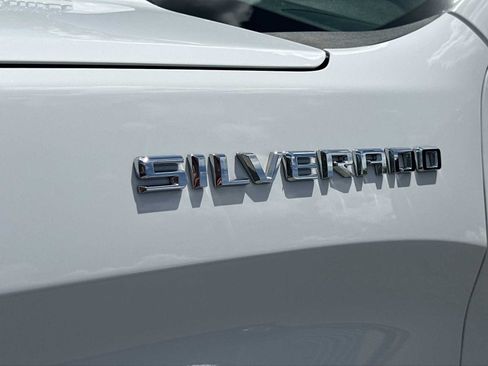 Certified 2025 Chevrolet Silverado 1500 Custom w/ LPO, Dark Essentials Package RWD image 11