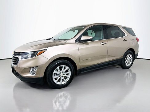 Used 2019 Chevrolet Equinox LT FWD image 3